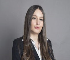 Adv. Nicole Leshcov