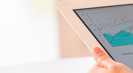 במאמר חדש שפורסם ב''כלכליסט'', ד''ר אמיר בושנסקי, ממשרד עוה״ד פרופ׳ גדעון פישר ושות׳, מתייחס לשינוי שמתחולל בענף עריכת הדין בעקבות כניסת הבינה המלאכותית, על רקע מתן רישיון ראשון בבריטניה למשרד עורכי דין, המבוסס על AI.